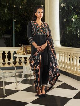 DOHR INDIA - Mahi Black Jacquard Short A-Line Kurta with Pant and Dupatta (Set of 3)