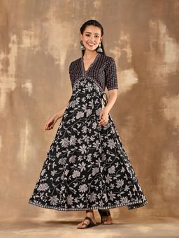 Rustorange - Black Floral Maxi Dress
