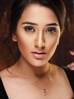 PRITA - Priyaasi Star Solitaire Rose Gold-Plated Necklace