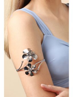 Sohi - Silver Plated Party Designer Armlet For Women - Silver