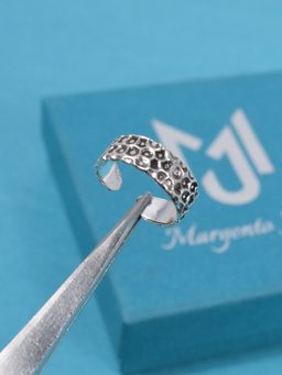 Margento Jewels - 925 Sterling Silver Hammered Toe Ring