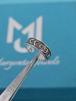 Margento Jewels - 925 Sterling Silver Moon Star Plain Adjustable Toe Ring