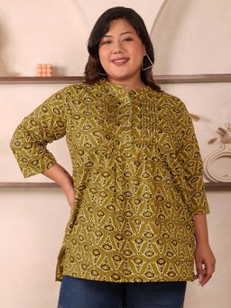 Indietoga - Plus Size Mustard Geometric Print Cotton Top