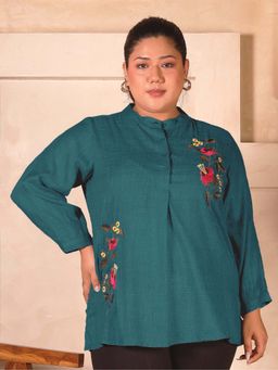 Indietoga - Plus Size Green Floral Embroidered Cotton Top
