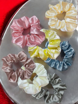 OOMPH - Satin Silk Multi-Colour Hair Scrunchies (Pack of 7)