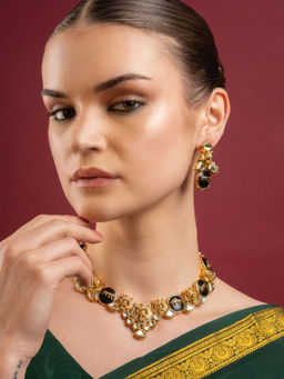 PANASH - Gold-Plated Kundan Stone Studded Jewellery Set