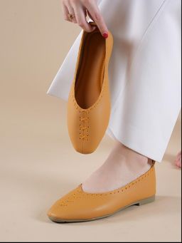 MOZAFIA - Women Brown Casual Ballerina