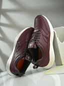 Maroon color option, Currently selected