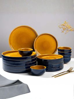 The Golden Theory - 18 Piece Navy Blue Exterior Golden Dinner Set