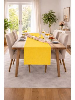 THROW PILLOW - Yellow Table Runner