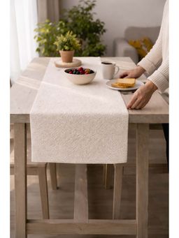 THROW PILLOW - White Boucle Table Runner
