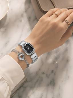 French Connection - Women Analog Stylish Black Dial and Premium Strap-FCGS08-A (M)