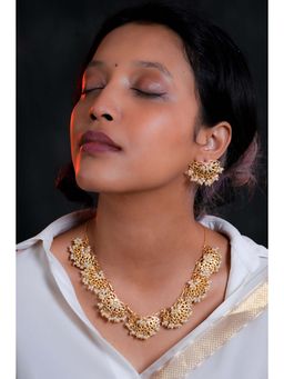 TOTAPARI - Gold Lotus Mist Jewellery Set
