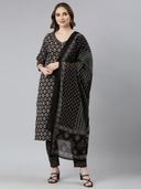 Black color option, Sold out, Currently selected