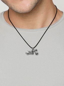 OOMPH - Silver Stainless Steel Biker Punk Skull Pendant Necklace