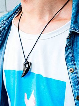 OOMPH - Black Stainless Steel Wolf Tooth Black Leather Rope Pendant Chain