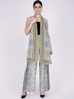 First Resort by Ramola Bachchan - Yellow Geometric Pleated Palazzo And Stole Set (Set of 2)