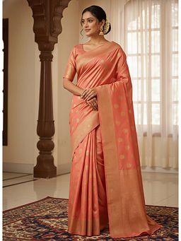 THE WEAVERS SHOP BY RAAVI - Peach & Gold-Toned Silk Blend Woven Banarasi Saree with Unstitched Blouse