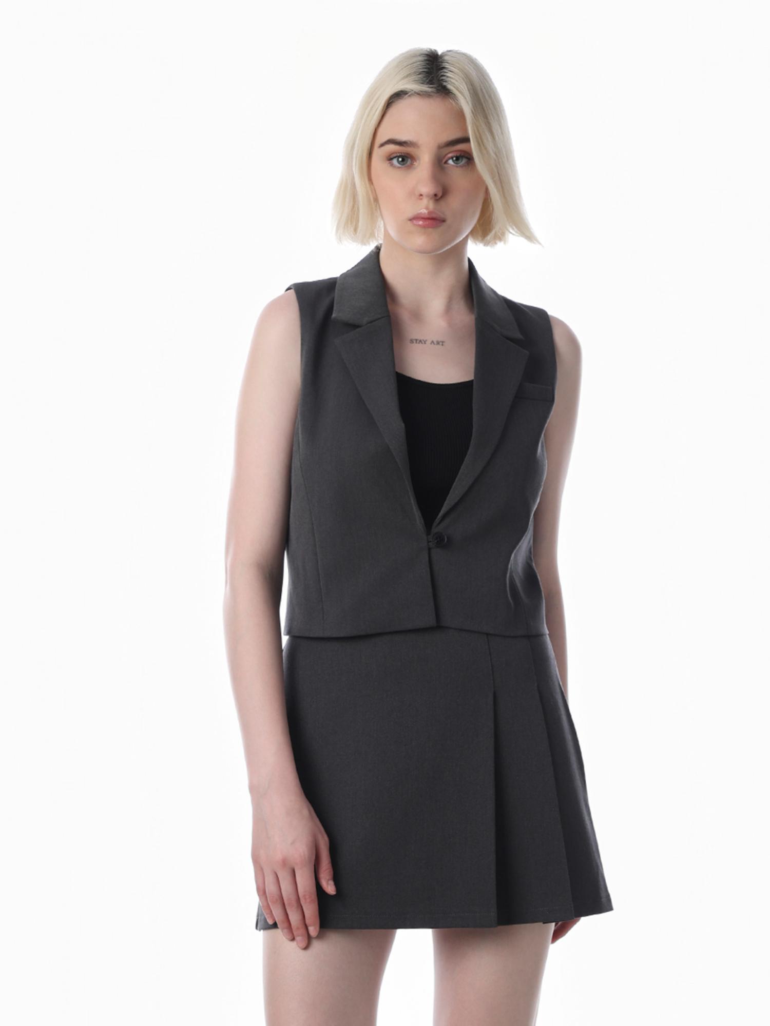 only Women Black Solid Tailored Fit Waist Coat-picture-29