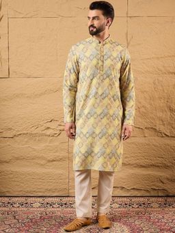 ETHNIC BAY - Men Yellow Viscose Rayon Bandhani Embroidered Straight Kurta with Pyjama