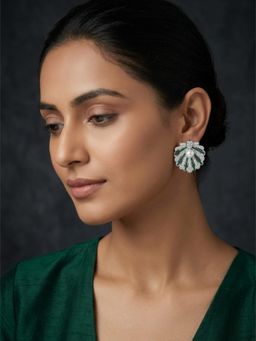 The Bling Girll - Scallop Shell Earrings