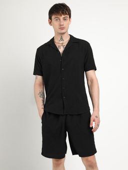 Campus Sutra - Men's Onyx Black Textured Intertwine Co-Ord (Set of 2)