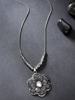 NVR - Women Silver Toned Floral Shape Pendant Necklace