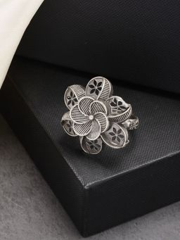 NVR - Women Silver Toned Floral Shape Adjustable Finger Ring