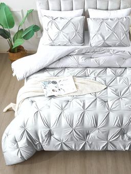 the White Moss - Pinch Pleat White Cold-Weather Comforter King Size With 2 Pillow Covers (Double)