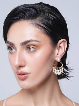 CAO JEWELLERY - White Pearl Drop Earrings
