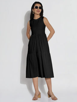 SHOWOFF - Women Black Sleeveless Flared Midi Dress