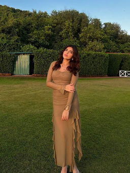 MISS MOSA BY AKANKSHA - Lolita Ruffled Slim Fit Maxi Dress