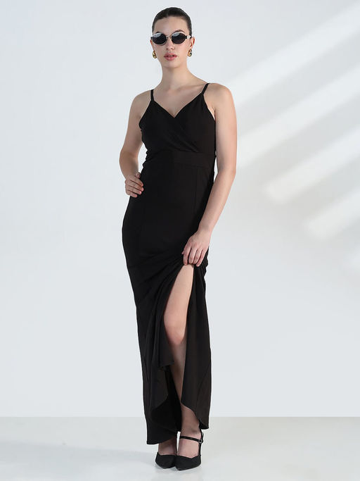 fish cut black dress Beautiful Black Fish-Cut Indo-western Gown