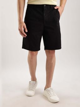 Calvin Klein - Black Oversized-Fit Solid Mid Rise Shorts