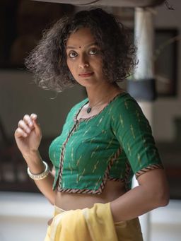 Suta - Green Round Stitched Blouse