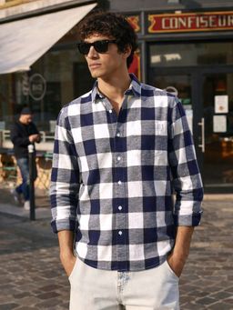 The Indian Garage Co - Men Slim Fit Checks Blue Casual Shirt