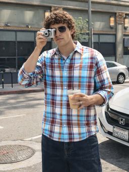 The Indian Garage Co - Men Slim Fit Checks Blue Casual Shirt