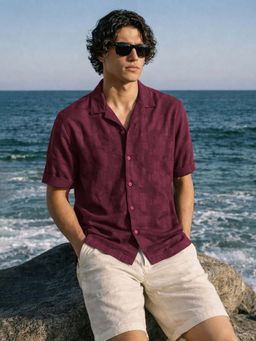The Indian Garage Co - Men Relaxed Fit Textured Maroon Casual Shirt
