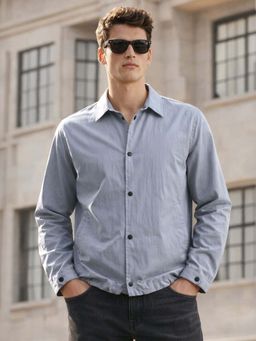 The Indian Garage Co - Men Relaxed Fit Solid Grey Casual Shirt