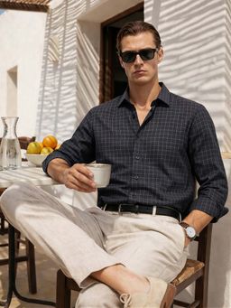 The Indian Garage Co - Men Slim Fit Checks Black Casual Shirt