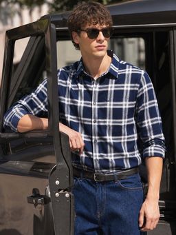 The Indian Garage Co - Men Slim Fit Checks Blue Casual Shirt