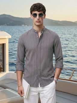 The Indian Garage Co - Men Slim Fit Textured Grey Casual Shirt