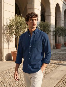 The Indian Garage Co - Men Slim Fit Solid Blue Casual Shirt