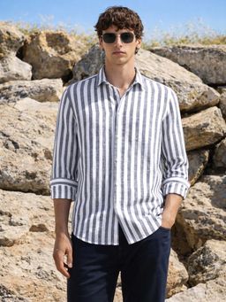 The Indian Garage Co - Men Slim Fit Stripes Blue Casual Shirt
