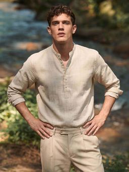 The Indian Garage Co - Men Regular Fit Textured Khaki Casual Shirt