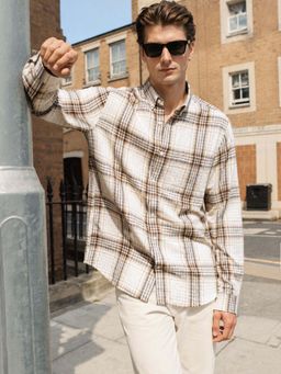 The Indian Garage Co - Men Slim Fit Checks Khaki Casual Shirt
