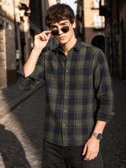 The Indian Garage Co - Men Slim Fit Checks Green Casual Shirt