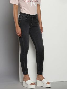 Calvin Klein - Mid Wash Skinny Fit Mid Rise Jeans