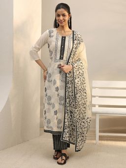 Libas - Off White Floral Thread Embroidered Straight Kurta With Pant & Dupatta