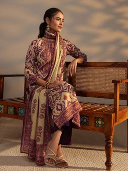 Libas - Beige Ethnic Motif Printed Straight Kurta With Pant & Dupatta
